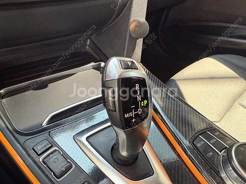 BMW 3시리즈 중고 BMW 320d 중고승용차 3시리...--9