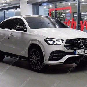 벤츠 GLE 중고 벤츠 GLE클래스 중고 벤츠 GLE 중고차 벤츠 GLE클래스 중고차 2022년식 39,370km GLE 400d 4MATIC 쿠페 중고자동차