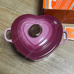 르쿠르제 하트냄비 베리 20cm 새상품