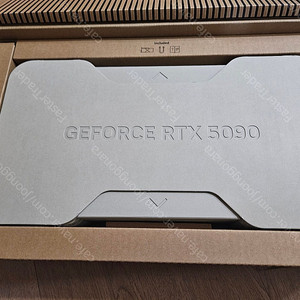 엔비디아 RTX 5090 FE 판매합니다 파운더스에디션