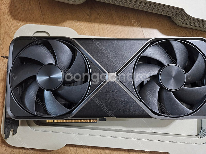 엔비디아 RTX 5090 FE 판매합니다 파운더스에디션--1