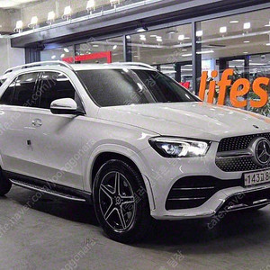 벤츠 인증중고 GLE클래스 중고차 흰색 2019년식 55,080km GLE 450 4MATIC 법인차량 할부가능
