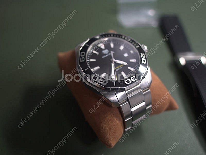 태그호이어 아쿠아레이서 300 쿼츠 43mm--3