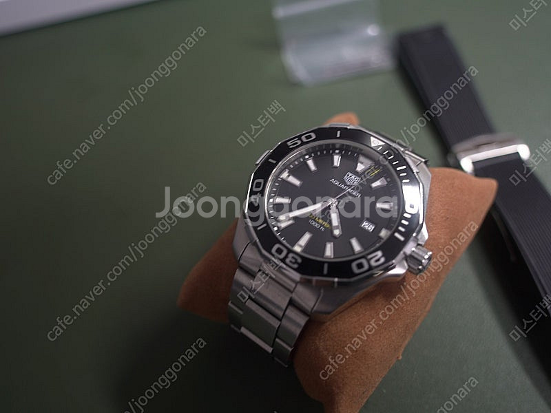 태그호이어 아쿠아레이서 300 쿼츠 43mm--4