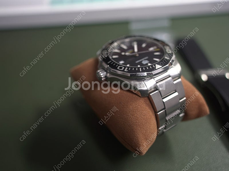 태그호이어 아쿠아레이서 300 쿼츠 43mm--6