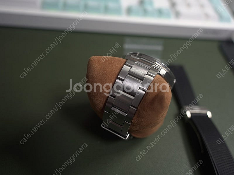 태그호이어 아쿠아레이서 300 쿼츠 43mm--7