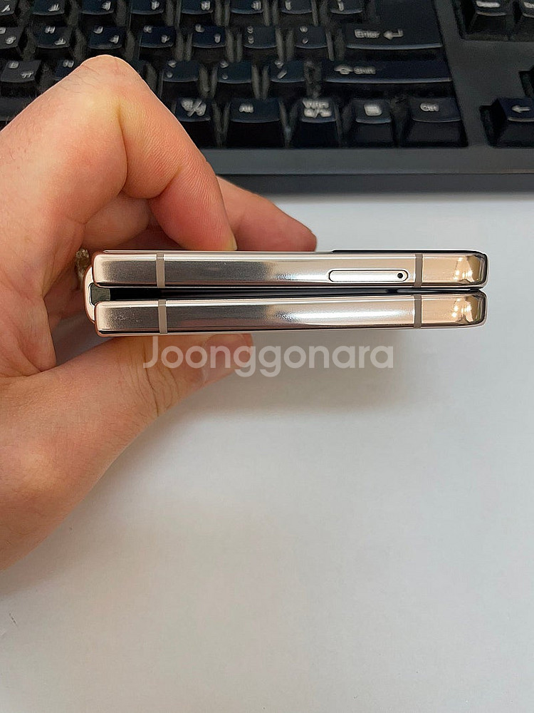 갤럭시Z플립4 핑크골드 512GB 무잔상 상태좋은 중고...--4