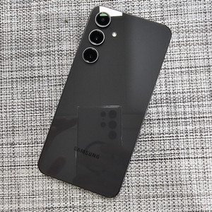 (새상품급) 갤럭시 S24FE 256G 블랙 25년 6월개통 단말자급제 초SSS급 선물용 55만팝니다@
