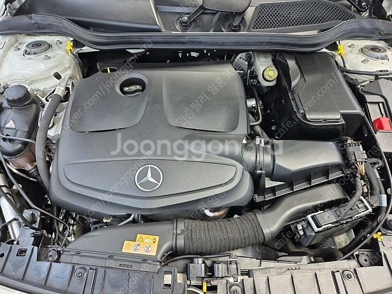 벤츠 인증중고 벤츠 GLA 중고 흰색 2018년식 71,885km GLA220 중고자동차--6