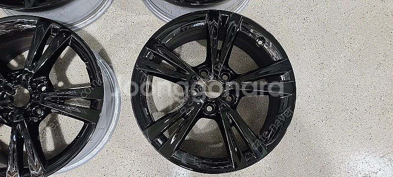 BMW X1 블랙유광 17인치 순정휠 대품판매20만원--1