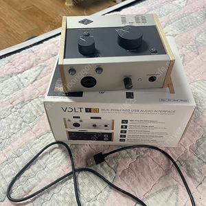 VOLT 176 오디오 인터페이스(오인페)팝니다