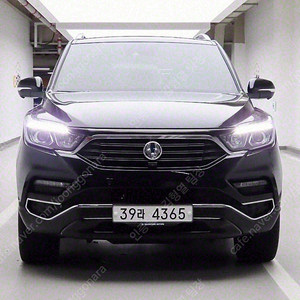 G4렉스턴 중고 G4 렉스턴 중고차 쌍용 렉스턴 중고차 검정색 2018년식 디젤 2.2 4WD 마제스티 차상태 완벽점검
