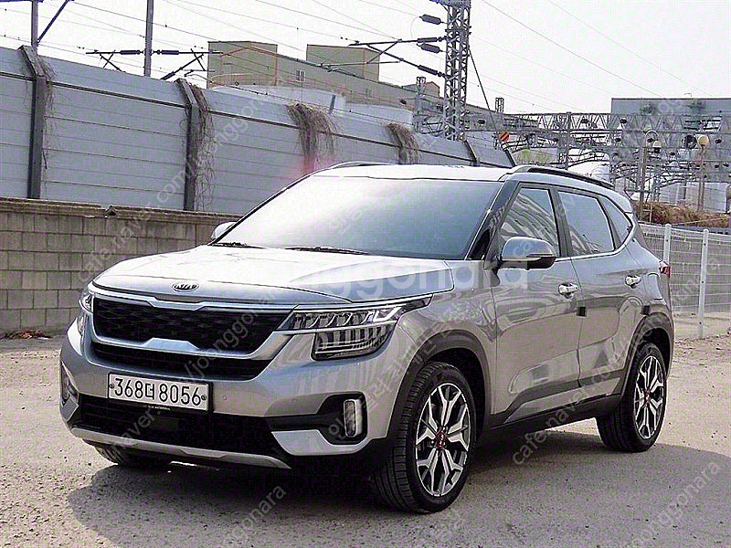 셀토스 중고 셀토스 소형SUV 중고 회색 2020년식 ...--3