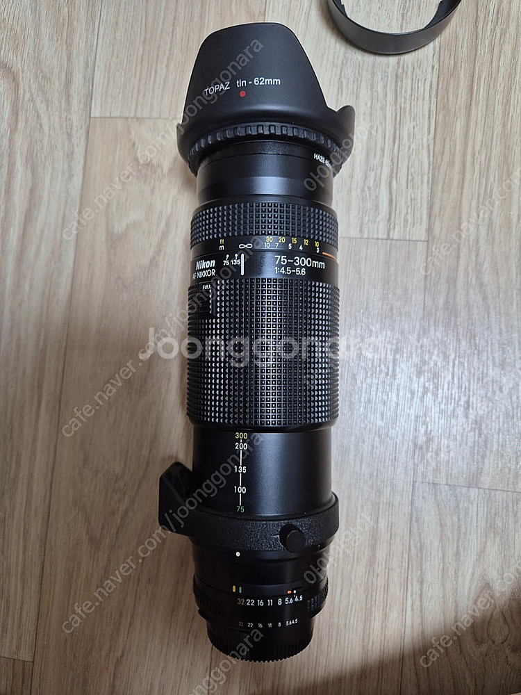 니콘 75-300 f/4.5-5.6 ,,,,, 28-7...--1