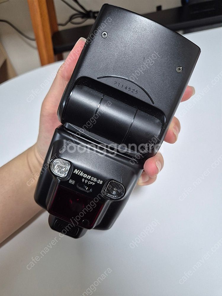 니콘 75-300 f/4.5-5.6 ,,,,, 28-7...--3