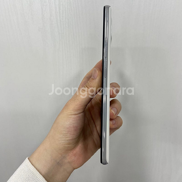 91568 갤럭시A42 128기가 화이트 팝니다 8만원--4