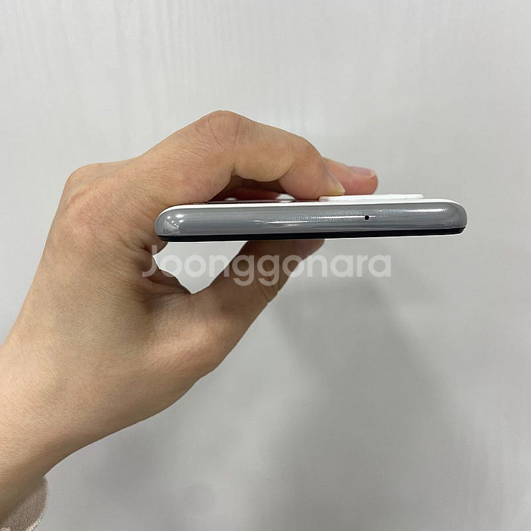 91568 갤럭시A42 128기가 화이트 팝니다 8만원--5