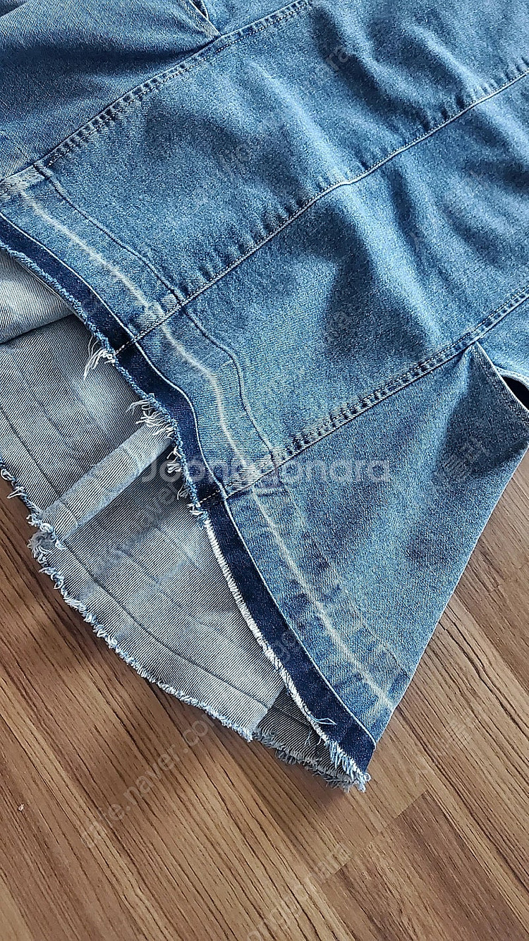 한섬 오즈세컨 데님스커트 티블라우스--3