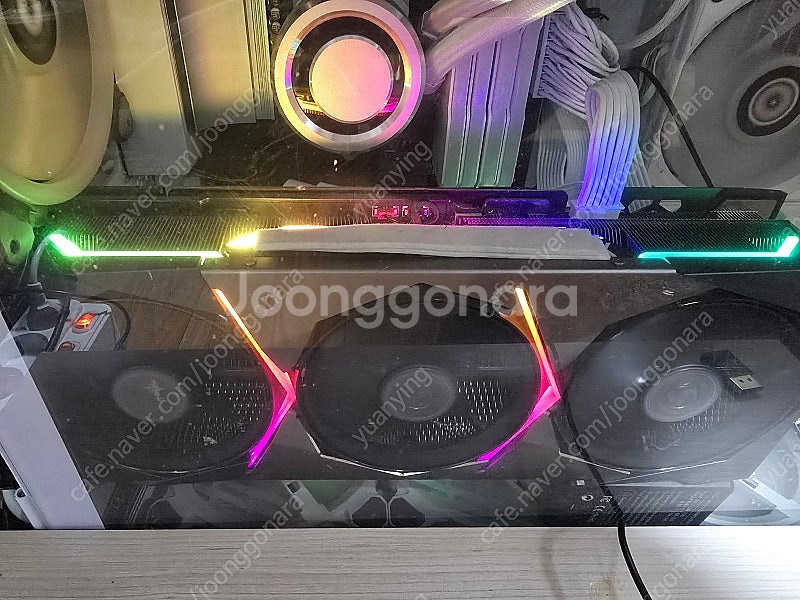 RTX 3090Ti 슈프림X 팝니다--0
