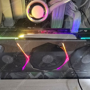 RTX 3090Ti 슈프림X 팝니다