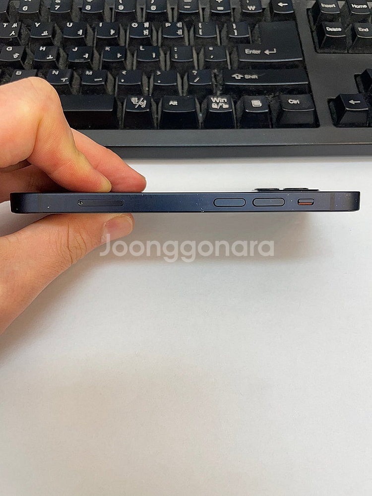 아이폰12미니 블랙 64GB 상태좋은 중고18만팝니다.--6