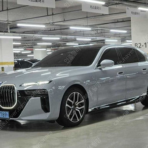 BMW i7 중고 bmw i시리즈 중고 회색 2023년식 39,341km xDrive 60 M 스포츠 인디비주얼 중고차카페