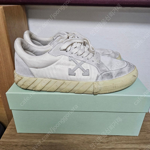 오프화이트 로우탑 스니커즈 41