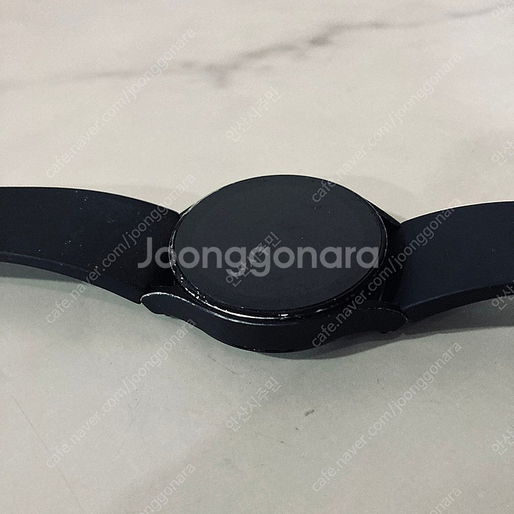갤럭시 워치5 블랙 40MM 케이블포함 4만5천원 판매...--2