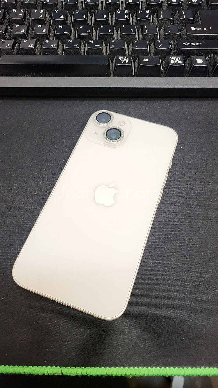 아이폰14 화이트 128GB 상태좋은 중고45만팝니다.--0