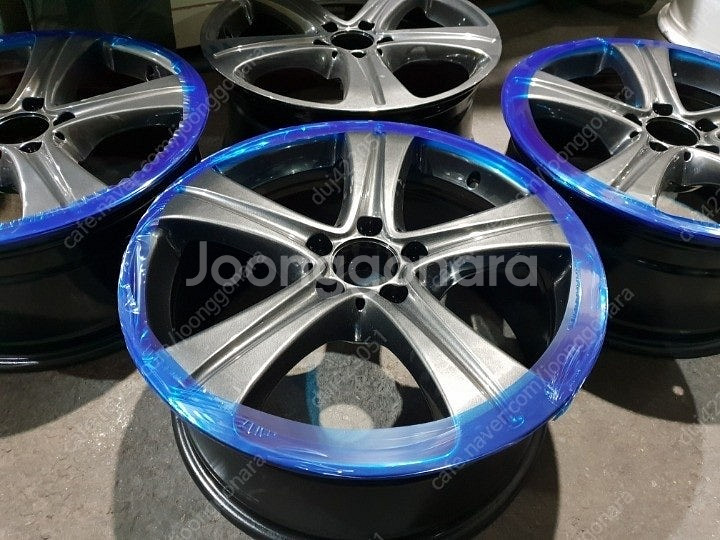 18인치 벤츠 E220D 정품 휠 한대분 50만원--2