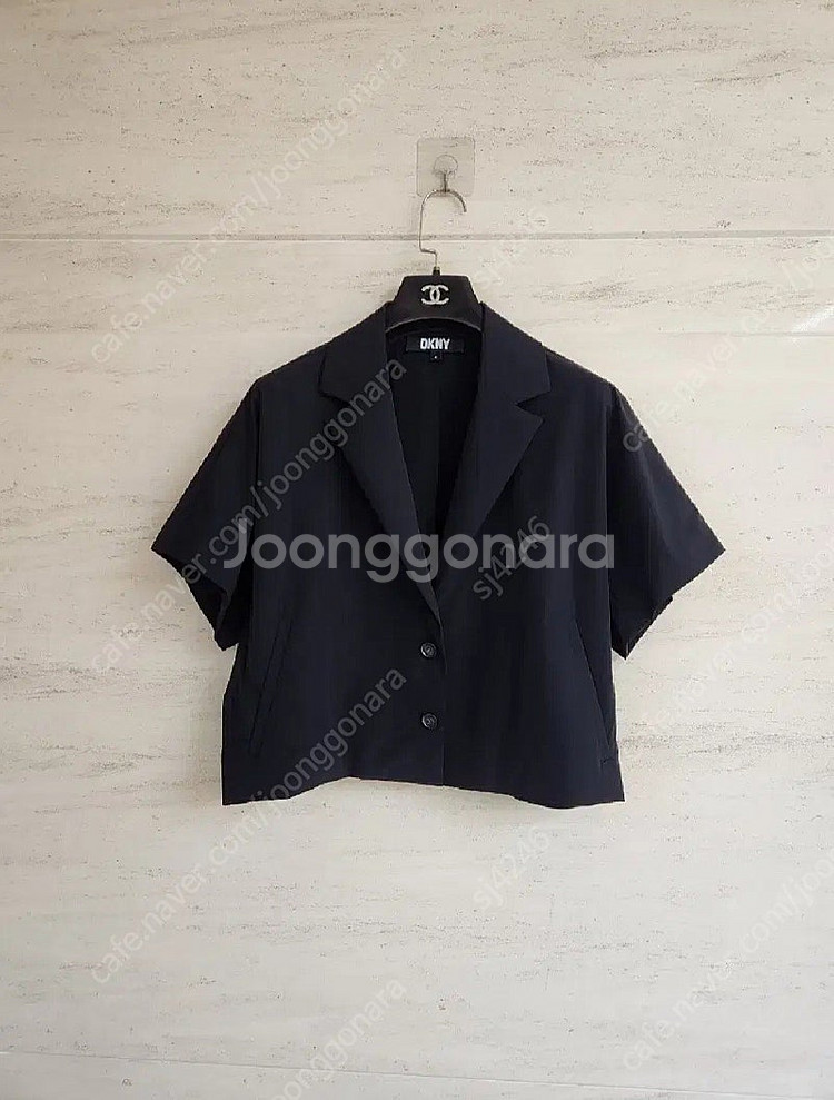 (1회착용)한섬 DKNY 24SS 스팅레이 슬팅리브자켓...--5
