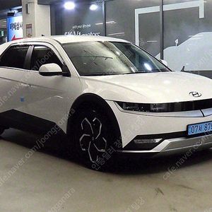 아이오닉 중고차 현대 아이오닉 5 중고 흰색 2023년식 76,115km 롱 레인지 영업용 롱레인지 패키지 24시간 상담가능