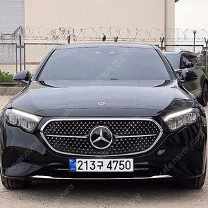벤츠 인증중고 벤츠 E클래스 중고 검정색 2025년식 2,024km E200 아방가르드 중고자동차
