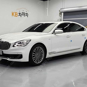 60,230 km K9 중고 더 K9 중고차 3.8 GDI AWD 베스트 셀렉션Ⅰ 중고차리스 흰색