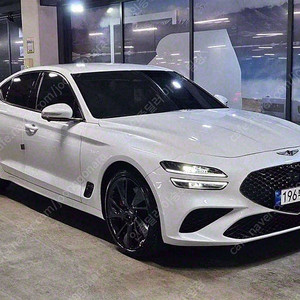 12,624 km G70중고 제네시스 G70 중고 가솔린 2.0T 2WD 스포츠 패키지 중고자동차 흰색