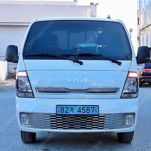 중고트럭매매 봉고3 카고 킹캡 4륜 중고화물차매매 흰색 2022년식 41,938km 1.0톤/킹캡/초장축/2WD GLS 중고차카페