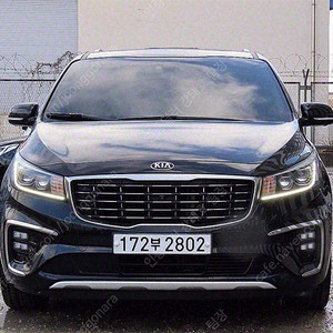 카니발 중고차 더 뉴 카니발 중고차 카니발 9인승 중고 검정색 2019년식 디젤 9인승 노블레스 스페셜 중고시세