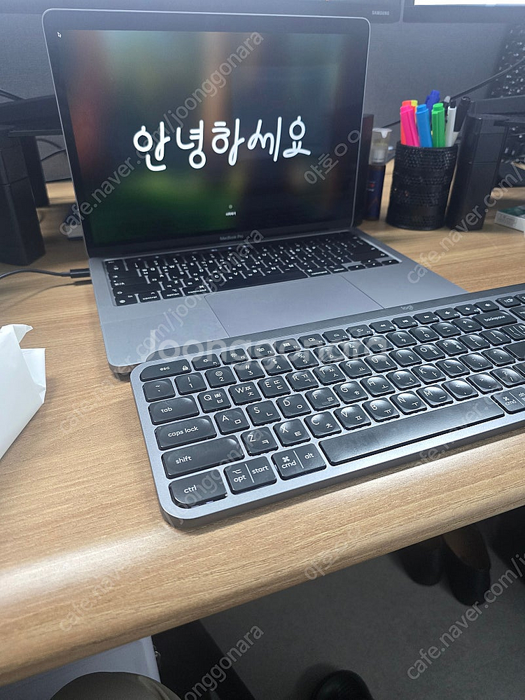 2020 맥북프로 M1 13인치 1TB / 16GB /...--0