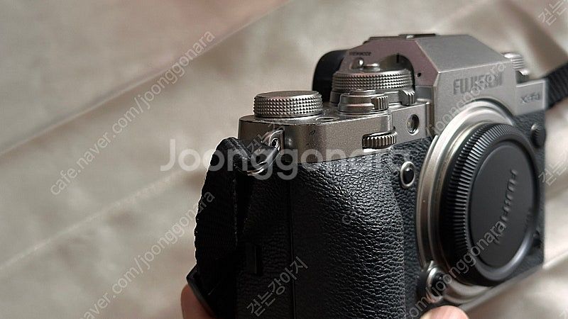 후지필름 X-T4 / EF-X8 스트로보 / 보이그랜더...--2