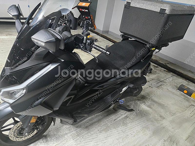 24년식 포르자 350 팝니다--4