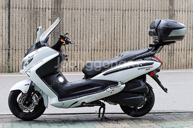 보이져125 sym 2019년식 깔끔한매물 판매합니다--4