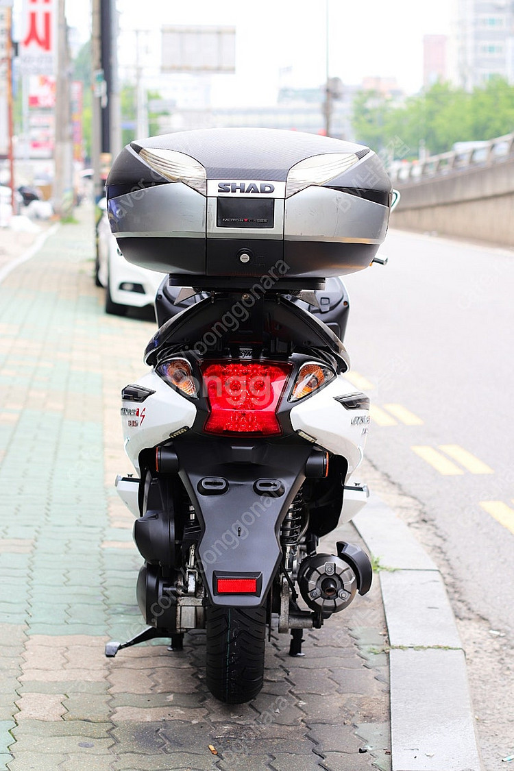 보이져125 sym 2019년식 깔끔한매물 판매합니다--5