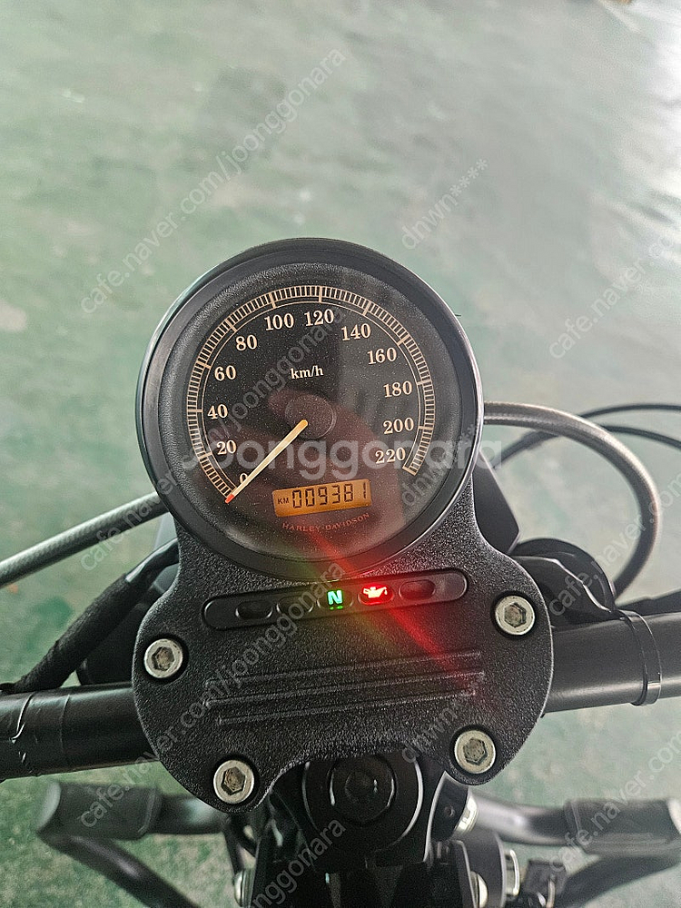 할리데이비슨 아이언883--5