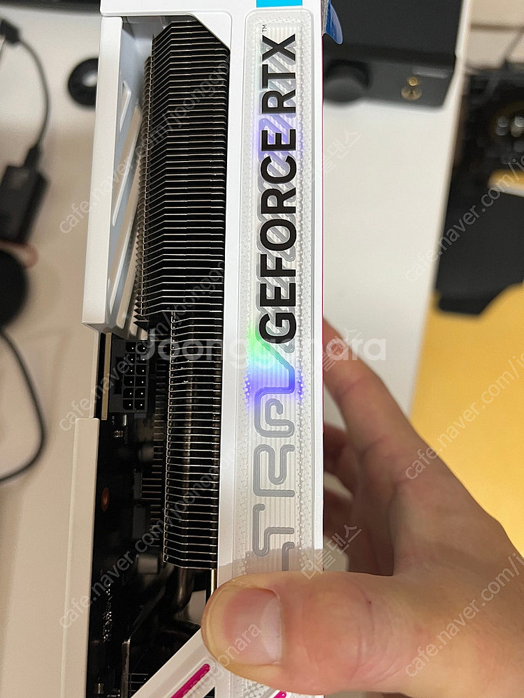 컬러풀 rtx 5070ti ultra oc white ...--2