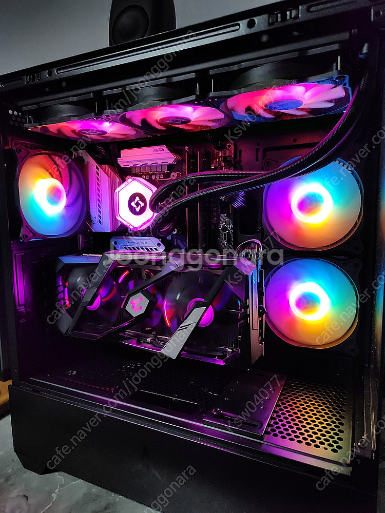 광주) i7 10700 RTX2080TI 어로스 게이밍...--1