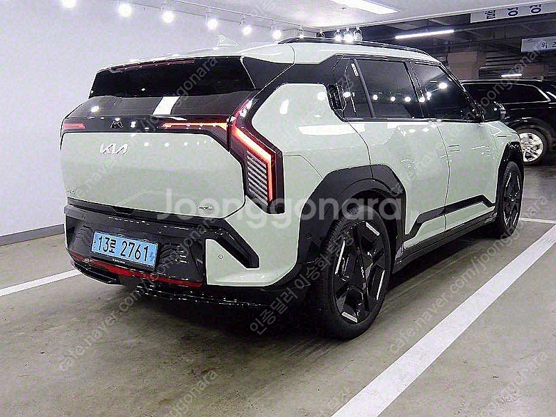 8,509 km EV3 중고 전기중고차 롱레인지 GT ...--9