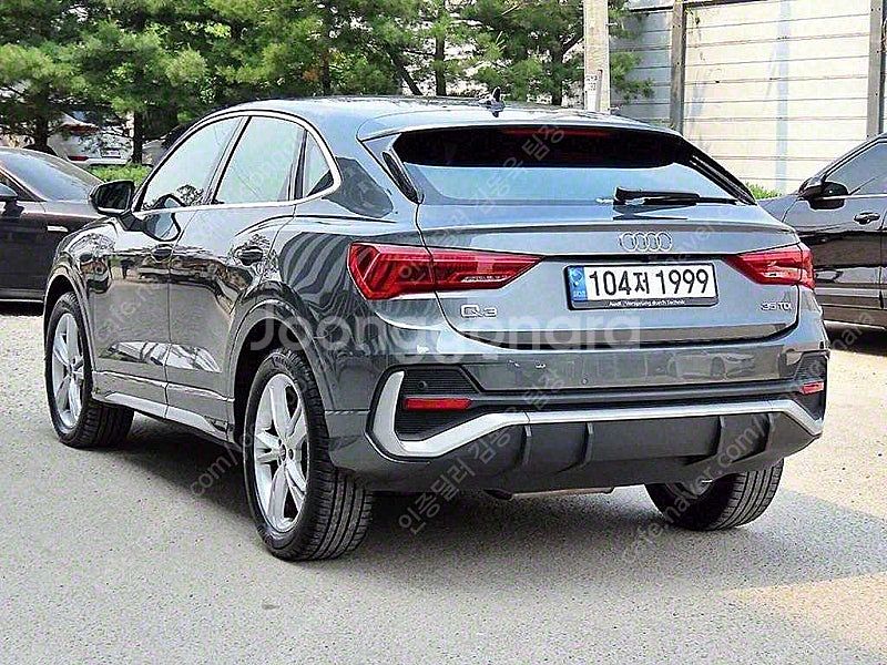 22,992 km 아우디 Q3 중고 아우디 중고 35 ...--8
