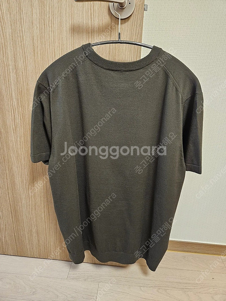 띠어리 / 24 SS 고리스 반팔 니트 카키 / 2xl--1