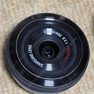 삼성 카메라 렌즈 NX 20mm 팔아요