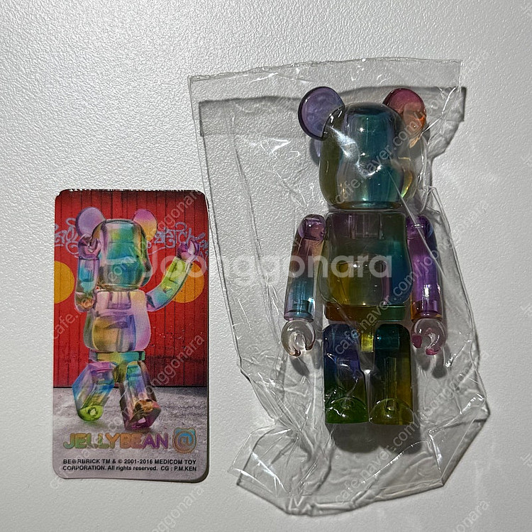 [새상품] 베어브릭 32탄 젤리빈--3